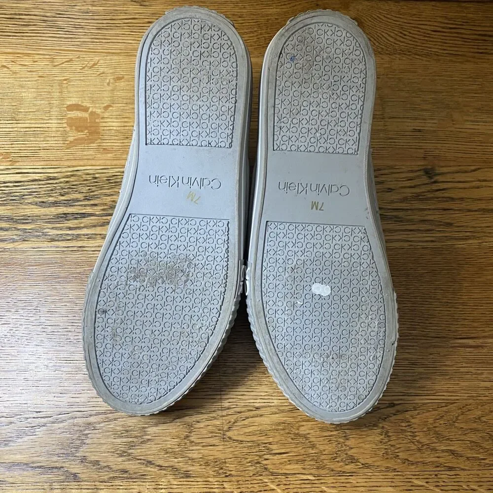 Calvin Klein Womens Clairen Slip On Sneakers Size 7 Light Gray Faux Leather